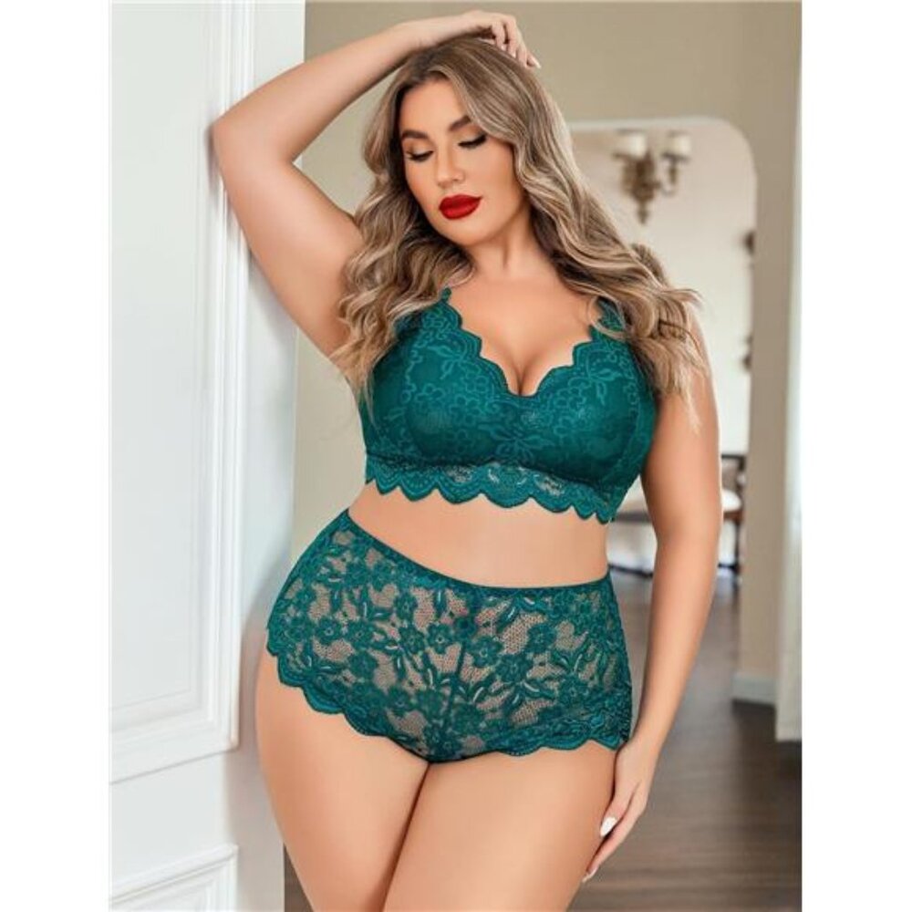 Luxe Plus Size Lingerie Set: Sexy Lace Halter Bralette & High-Waist Panty NWT - Picture 3 of 6